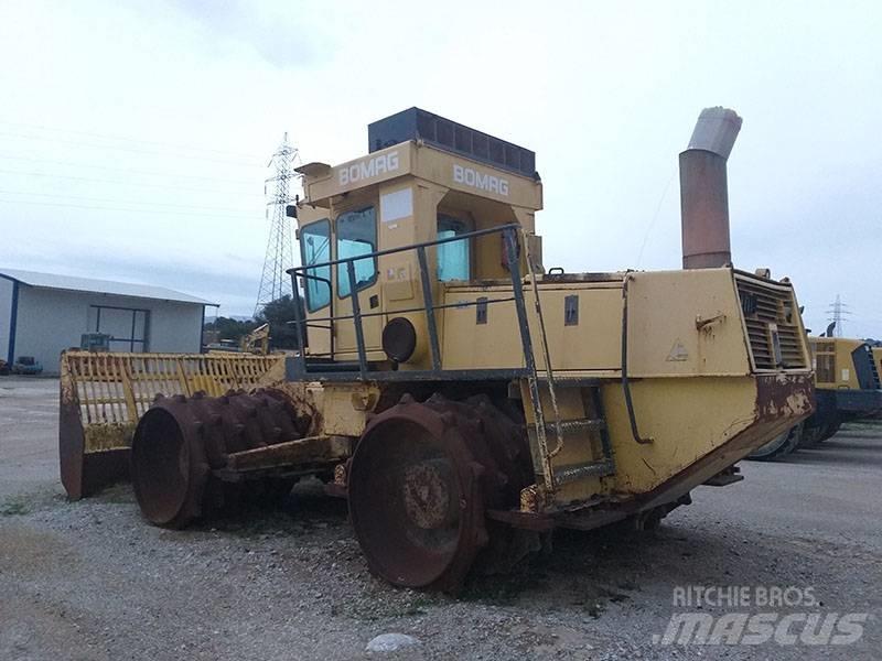 Bomag BC 771 RB 폐기물 다짐기