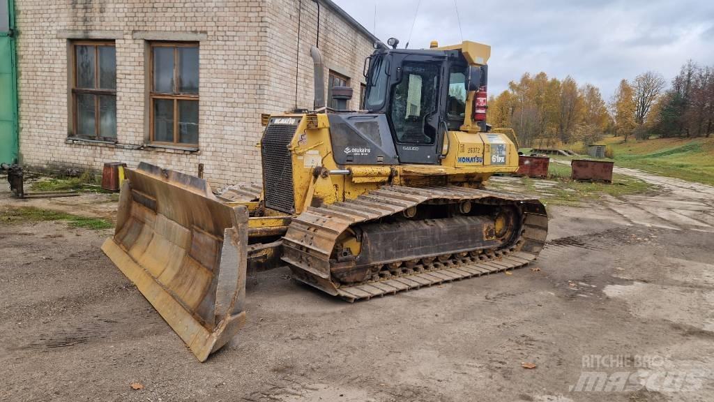 Komatsu D 61 PX-15 크롤러 도저
