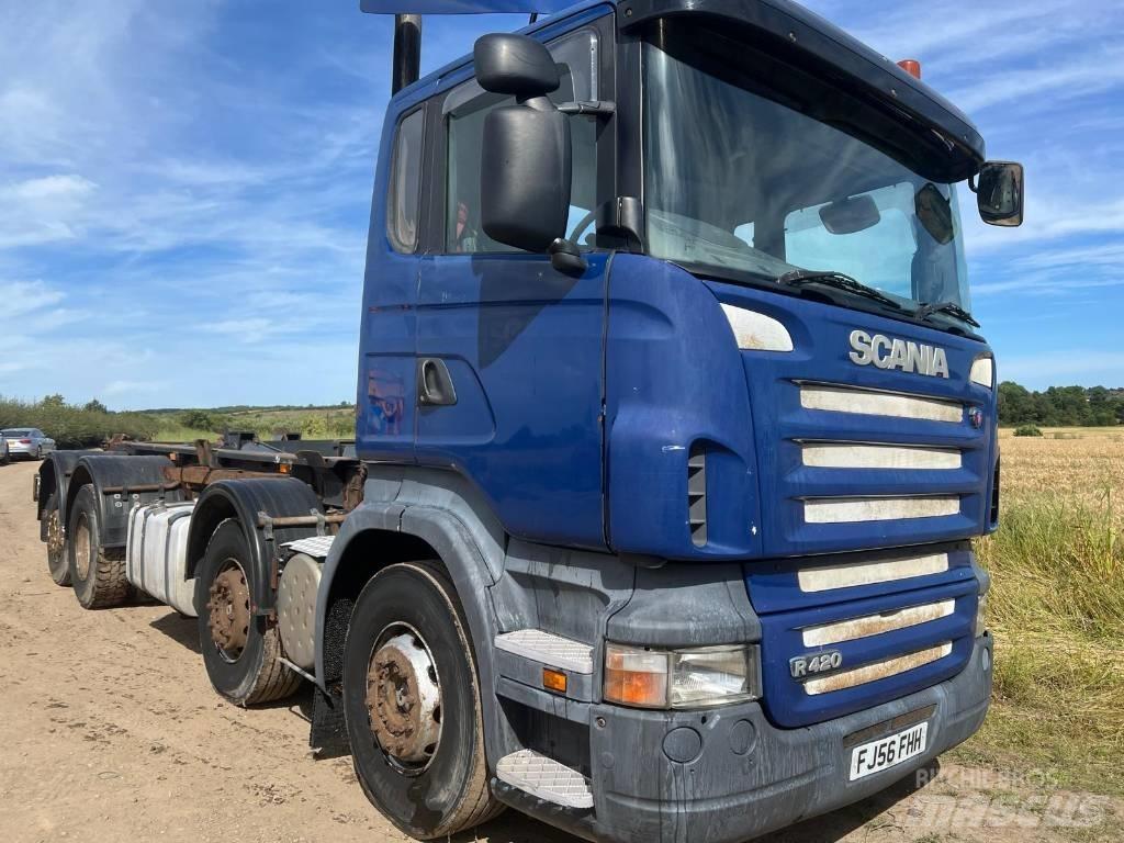 Scania R420 훅 리프트 트럭