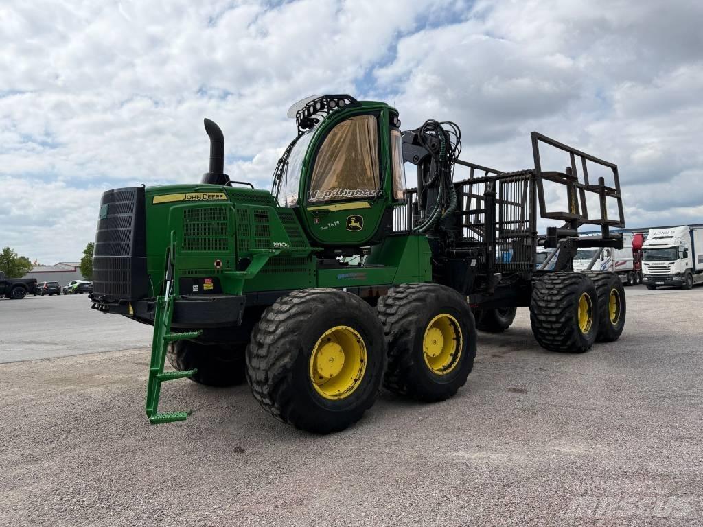 John Deere 1910G 원목 포워더