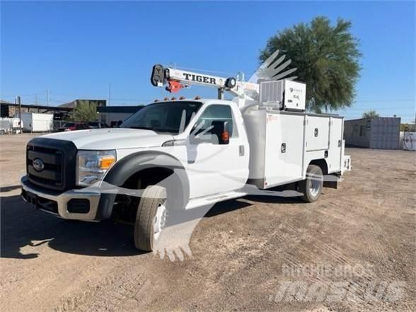 Ford F550 건설 장비 - 기타