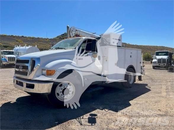 Ford F750 건설 장비 - 기타