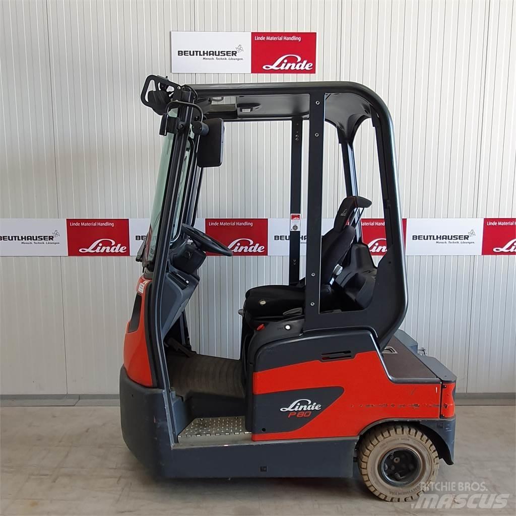 Linde P80 견인 트럭