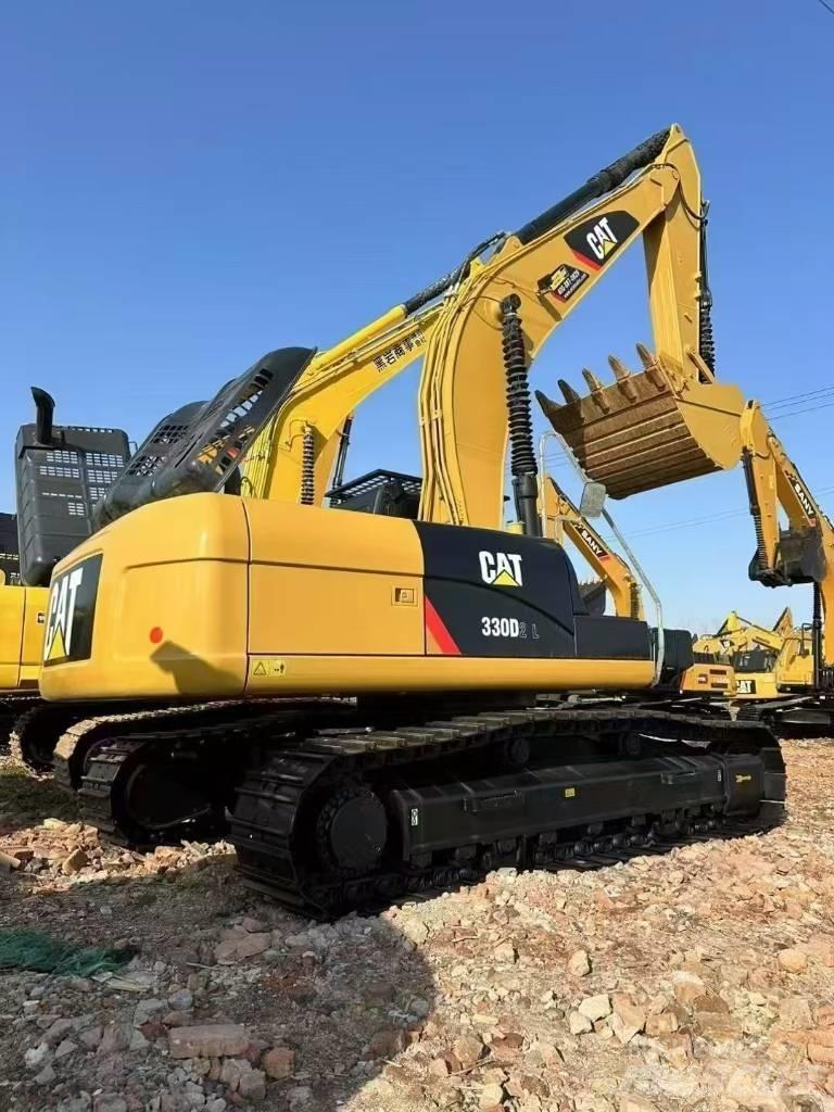 CAT 330 D2 L 대형 굴삭기 29톤 이상