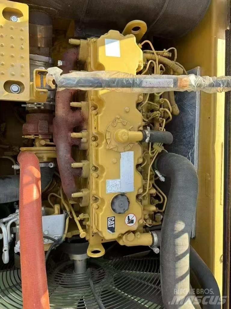 CAT 330 D2 L 대형 굴삭기 29톤 이상