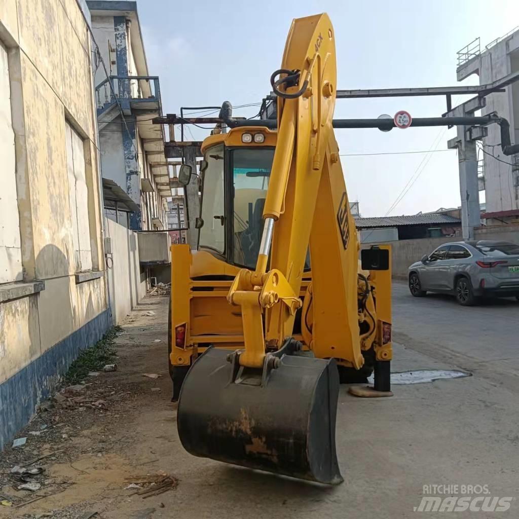 JCB 4CX 백호로더
