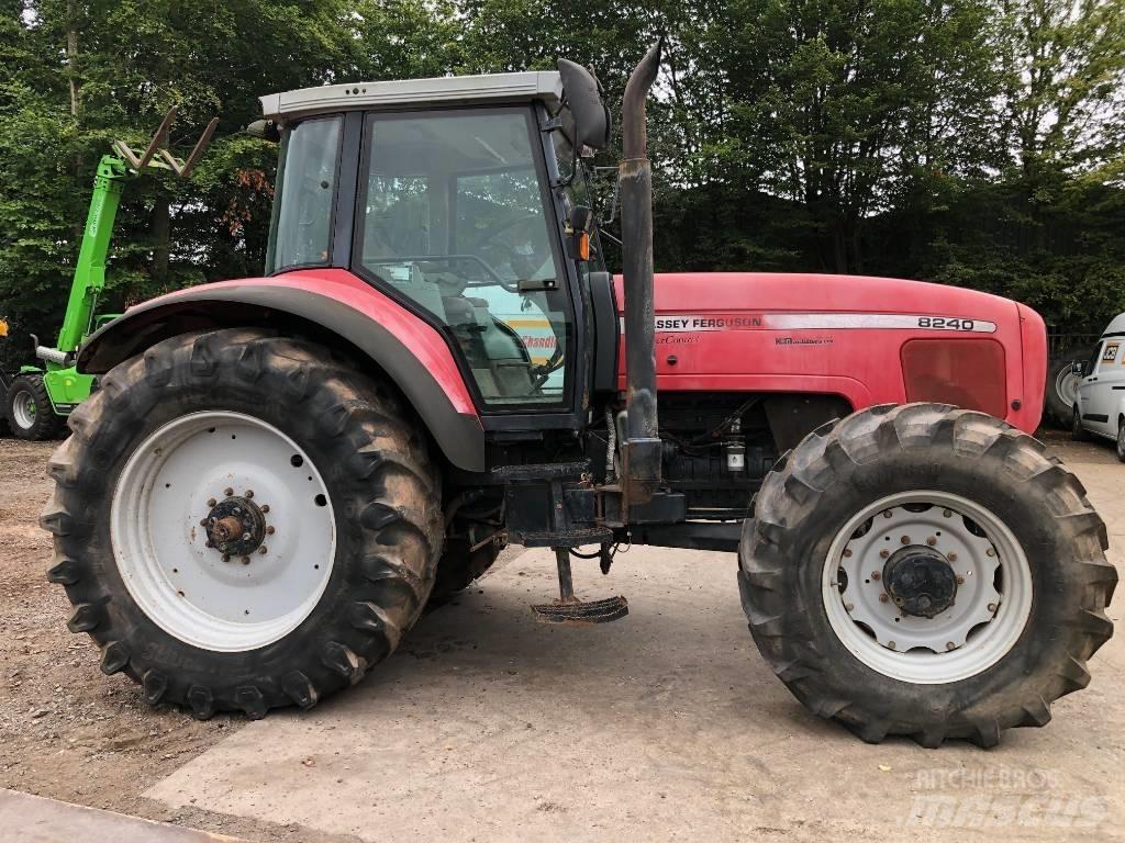 Massey Ferguson 8240 트랙터