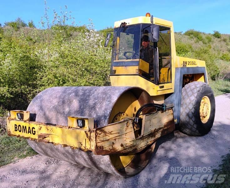 Bomag BW 213 싱글 드럼 롤러