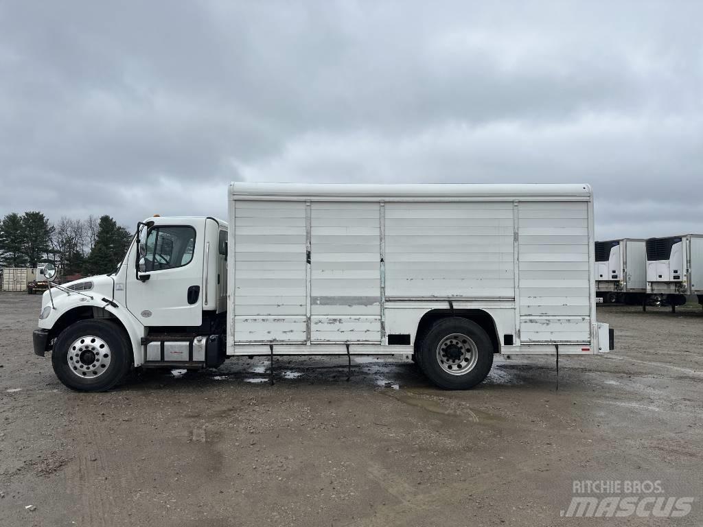 Freightliner M2 음료 배달 트럭