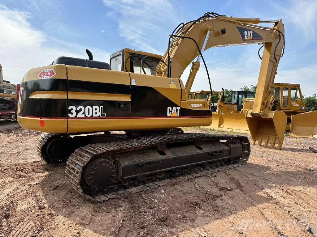 CAT 320 B L 대형 굴삭기 29톤 이상