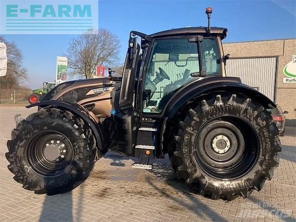 Valtra t215a 트랙터
