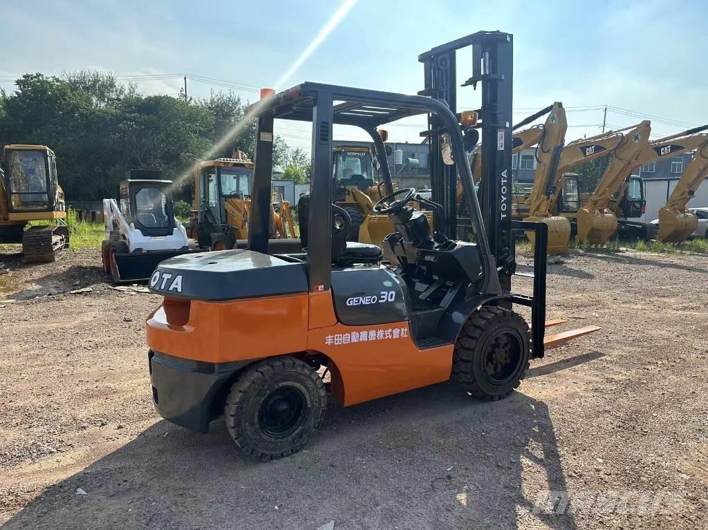 Toyota 30 forklift 디젤 지게차