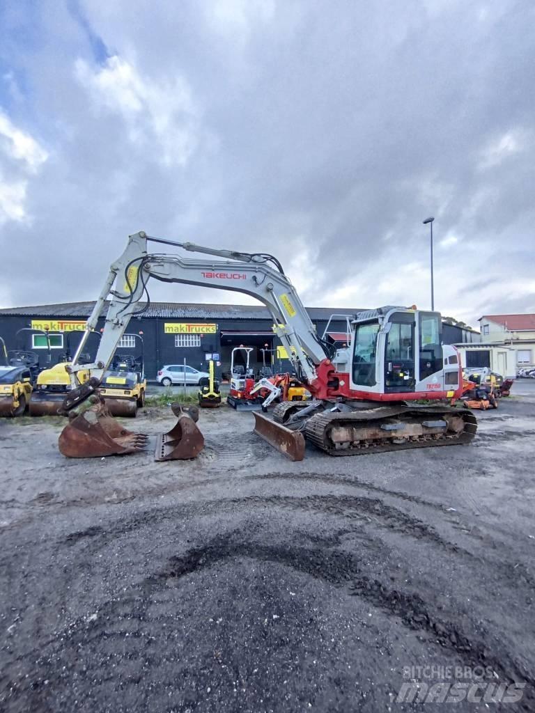 Takeuchi TB2150 중형굴삭기 7톤-28톤
