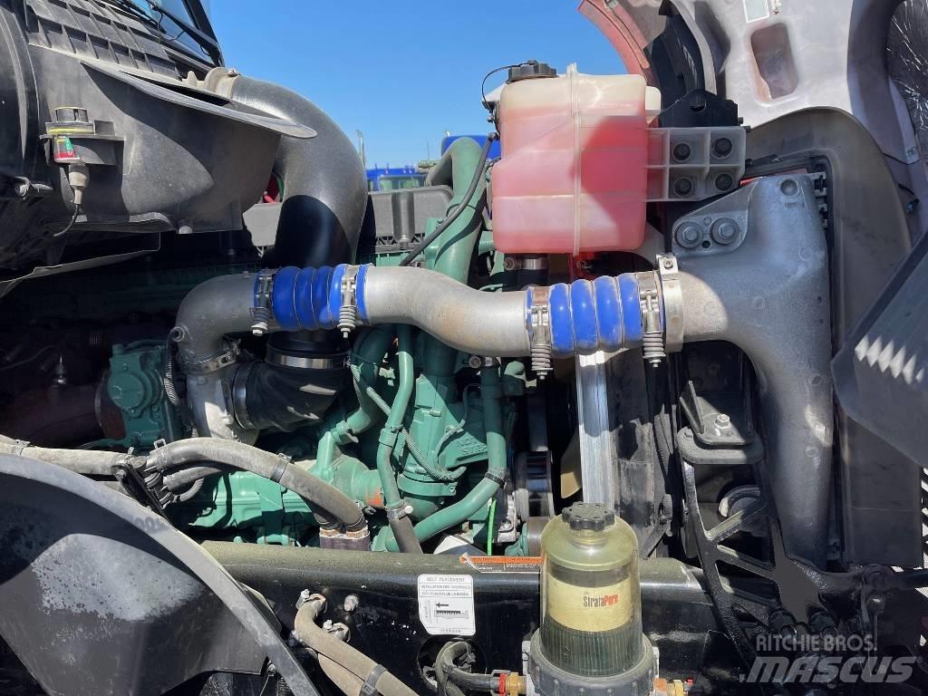 Volvo VNL64T300 트랙터 유닛