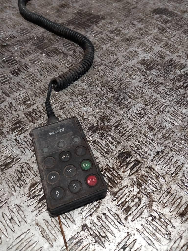 MAN TGA  4460561380 캐빈 및 인테리어