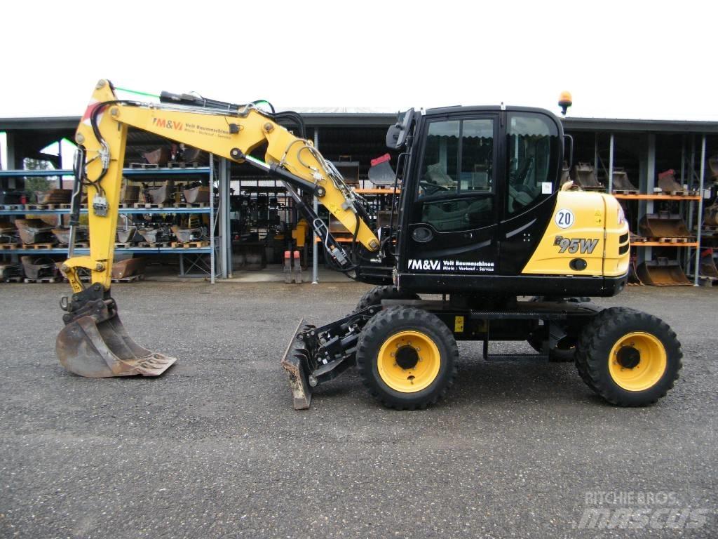 Yanmar B95W  휠 굴삭기