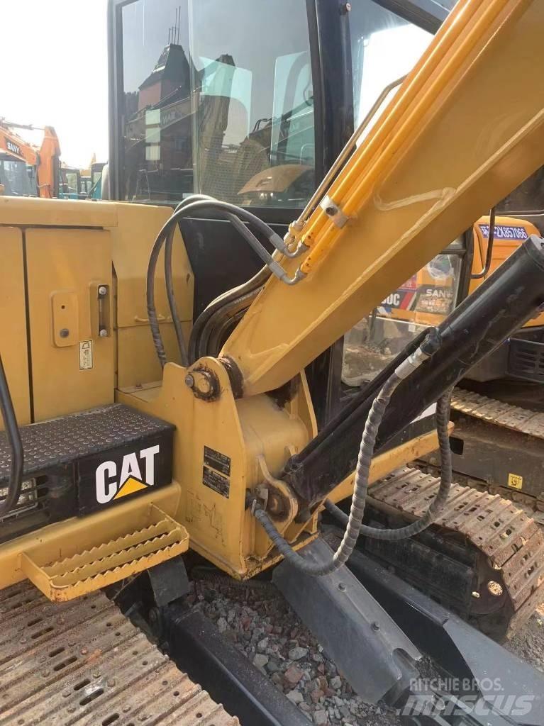 CAT 305.5e2 대형 굴삭기 29톤 이상