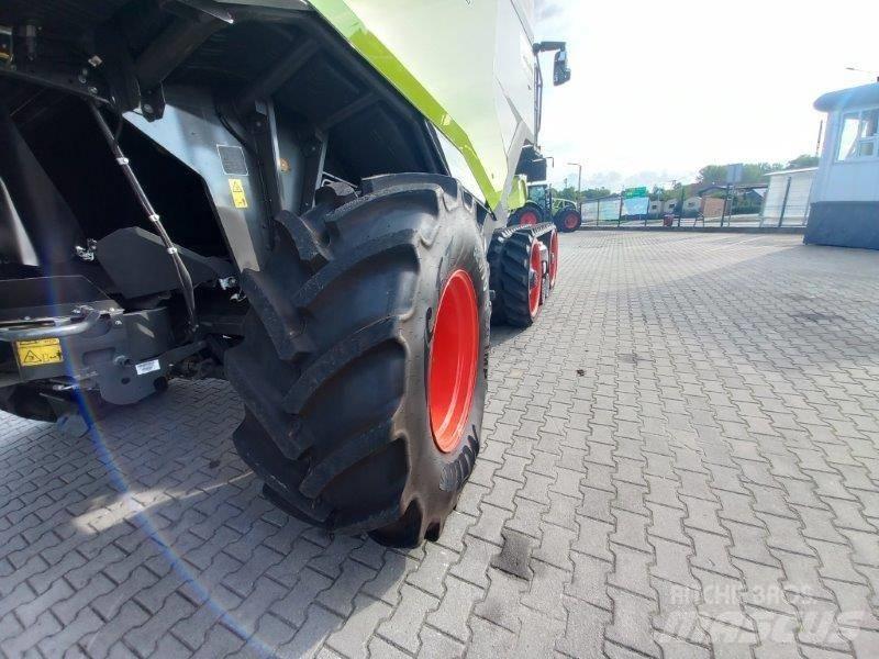 CLAAS Lexion 8800 TT 콤바인 수확기