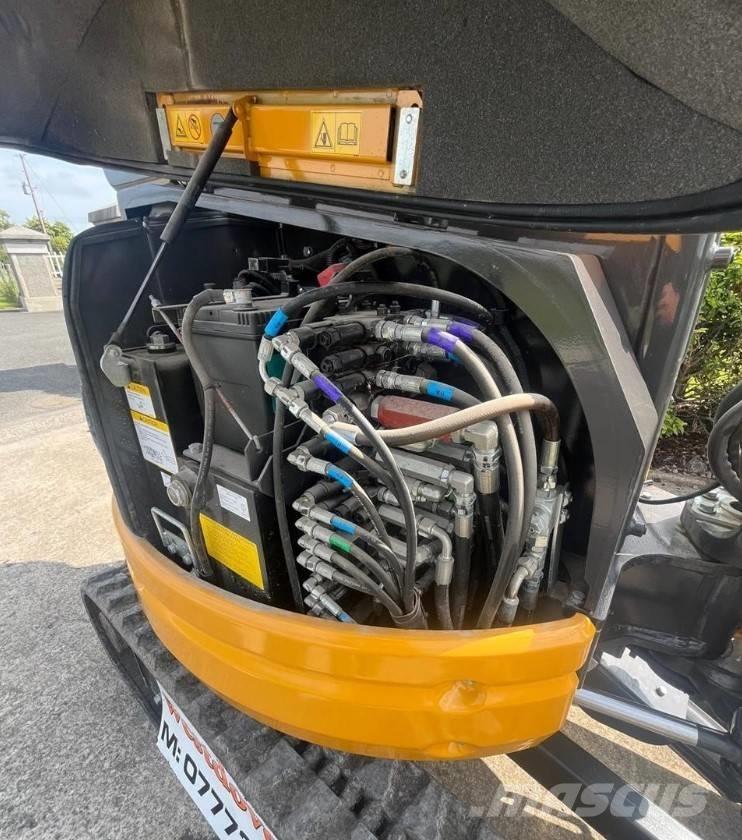 Kato HD27V4 중형굴삭기 7톤-28톤