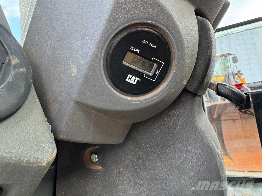 CAT CP 76 싱글 드럼 롤러