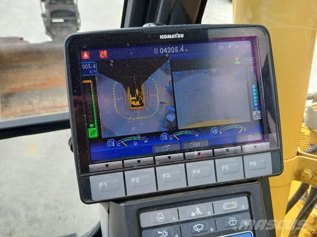 Komatsu PC 138 US-11 대형 굴삭기 29톤 이상