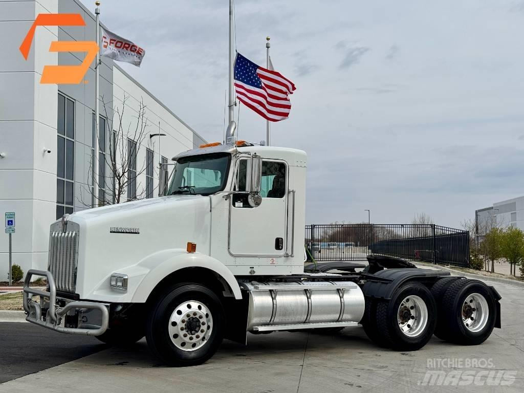 Kenworth T800 트랙터 유닛