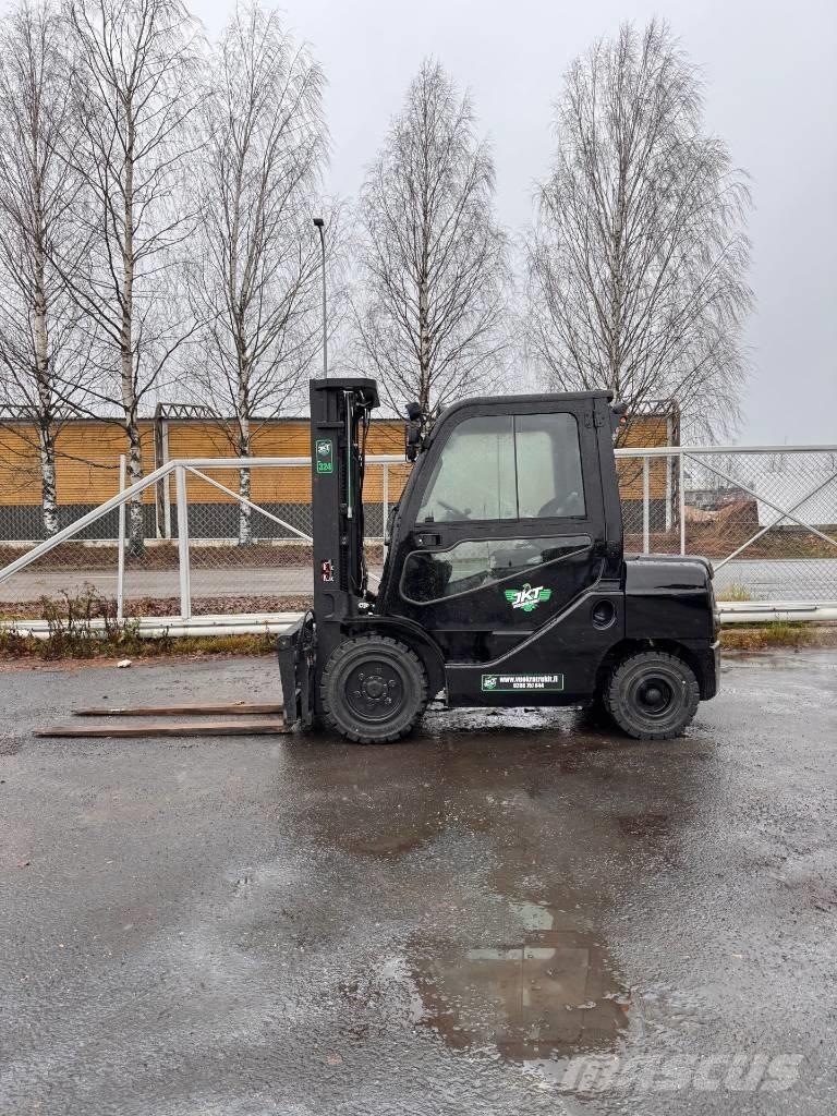 Toyota 02-8 FDF 30 디젤 지게차