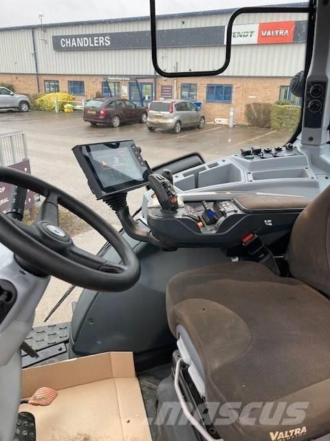 Valtra T 254 V 트랙터