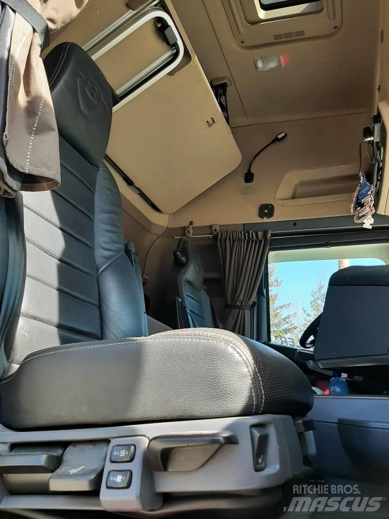 Scania R 580 트랙터 유닛