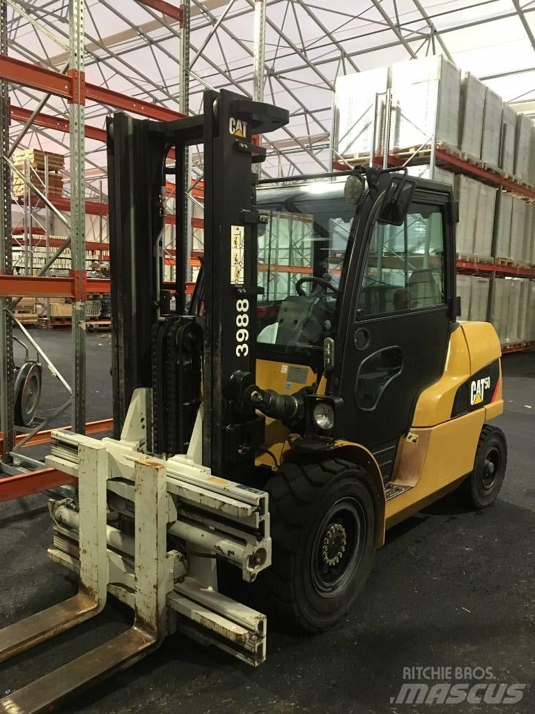 CAT DP 50 N 디젤 지게차