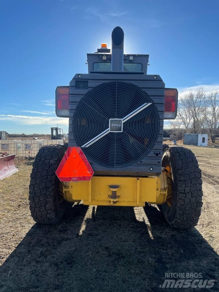 Volvo G 720 B 그레이더