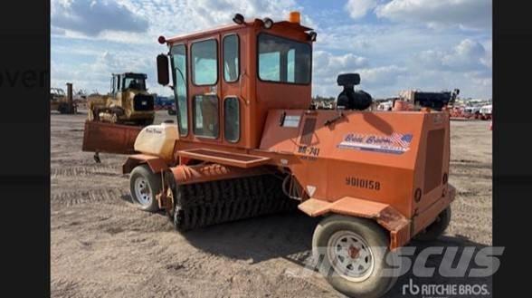 Broce KR 350 도로 청소차