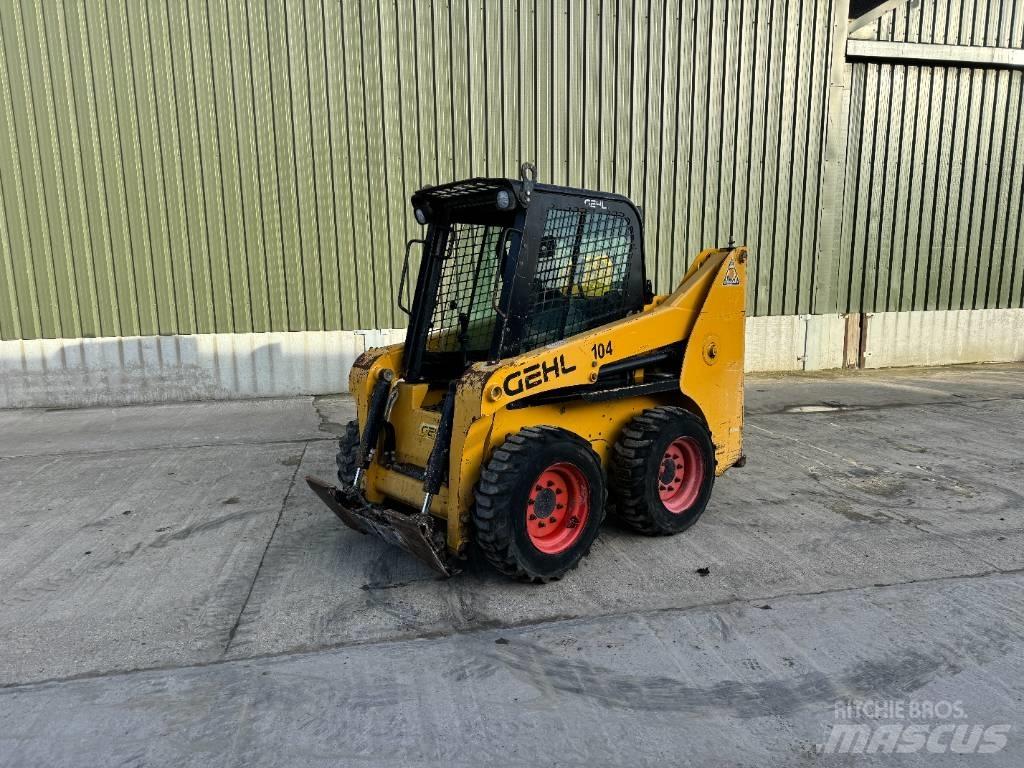 Gehl R 165  스키드로더