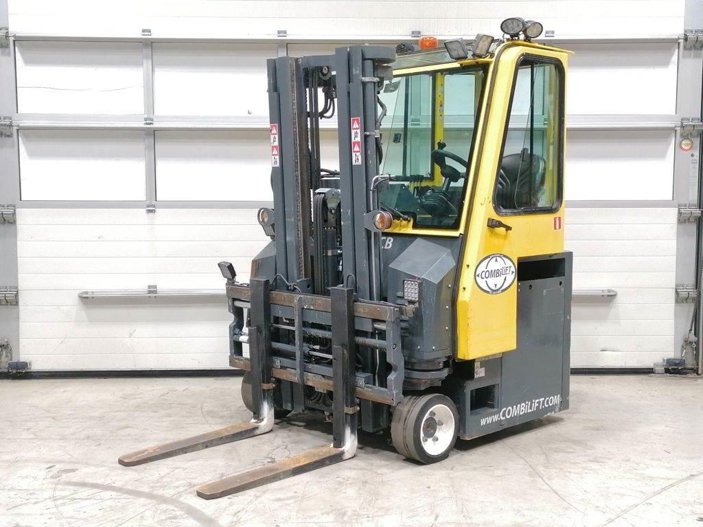 Combilift CBE2500 사이드로더