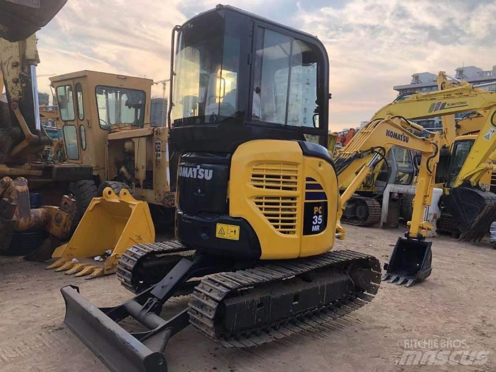 Komatsu PC35 소형 굴삭기 7톤 미만