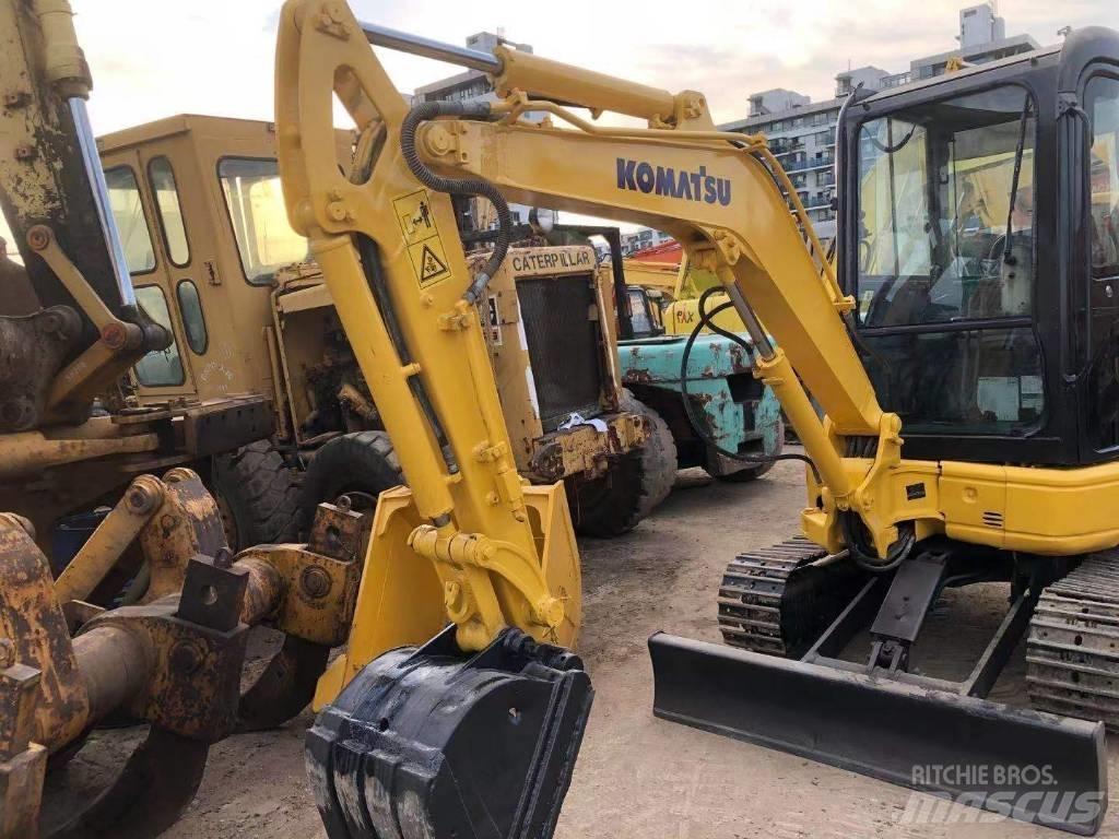 Komatsu PC35 소형 굴삭기 7톤 미만