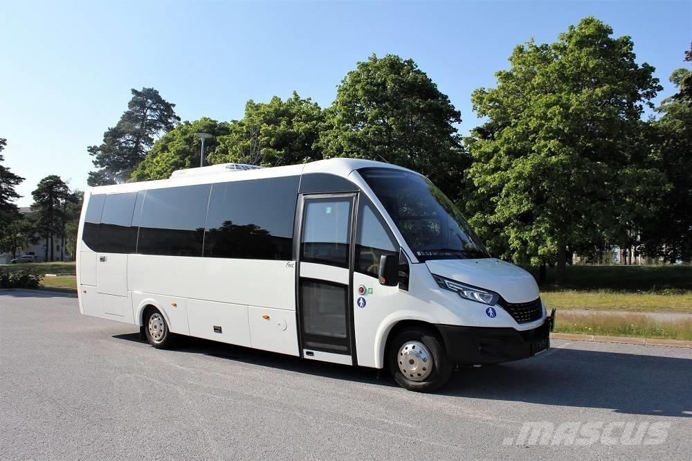 Iveco Rosero First 스쿨 버스