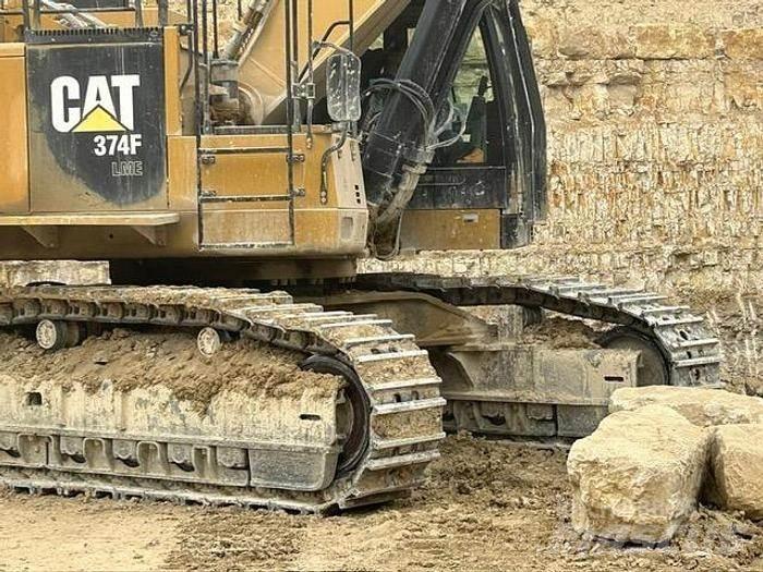 CAT 374 LME 특수 굴삭기
