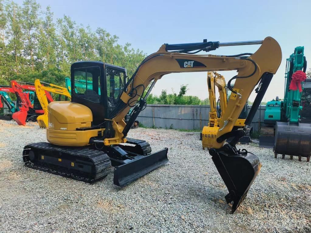 CAT 304 CR 소형 굴삭기 7톤 미만