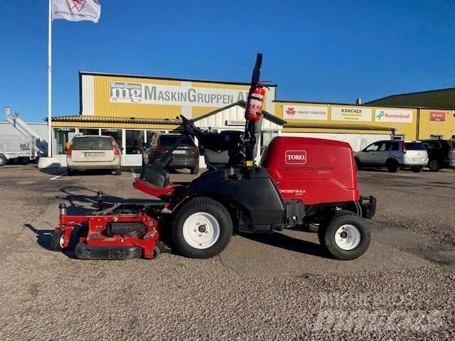 Toro 4000 탑승형 잔디깎기