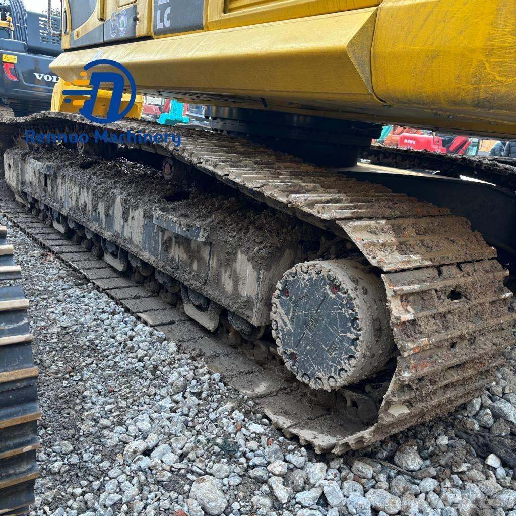 Komatsu PC 240 대형 굴삭기 29톤 이상