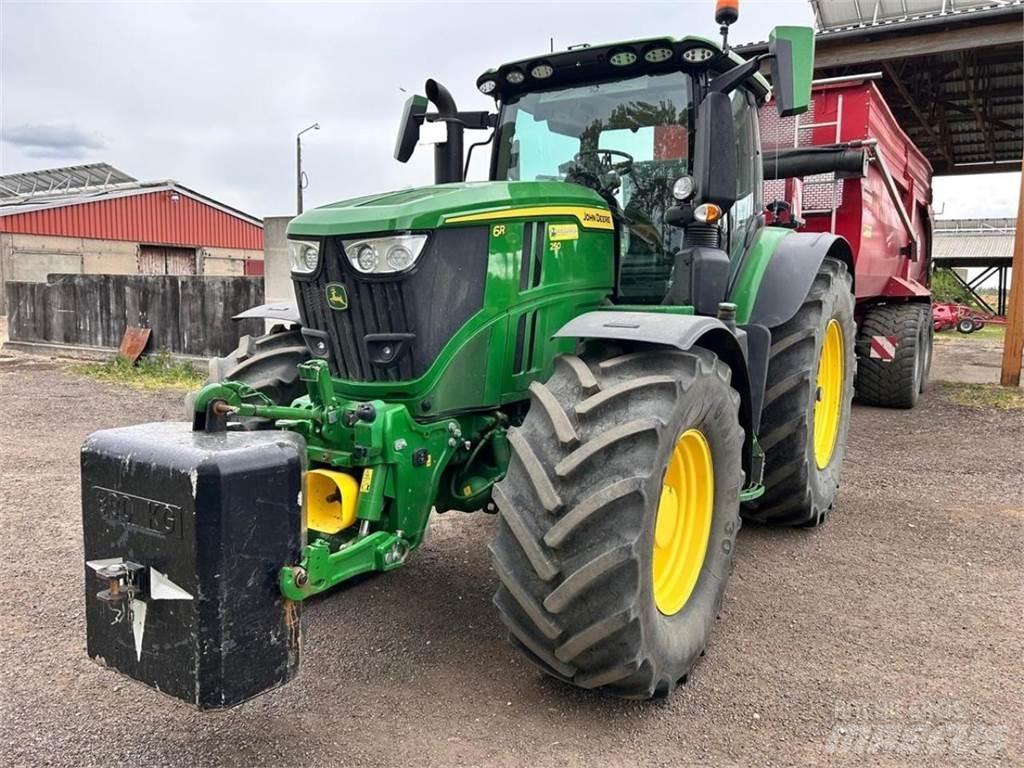 John Deere 6R 250 트랙터