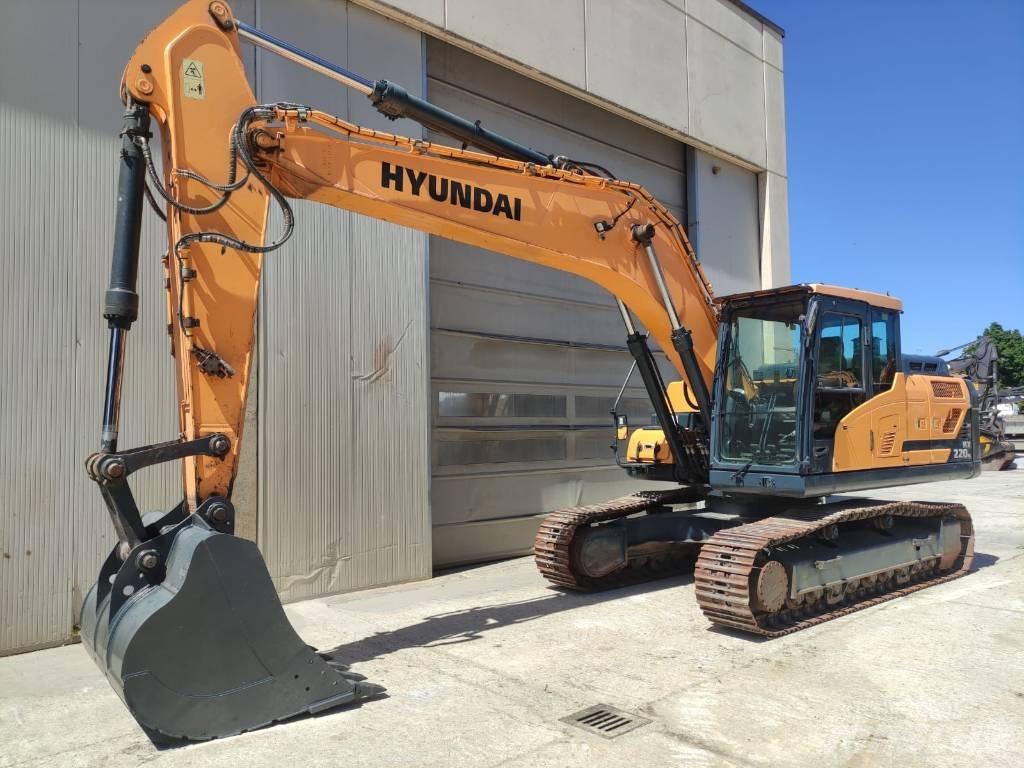 Hyundai HX 220 대형 굴삭기 29톤 이상