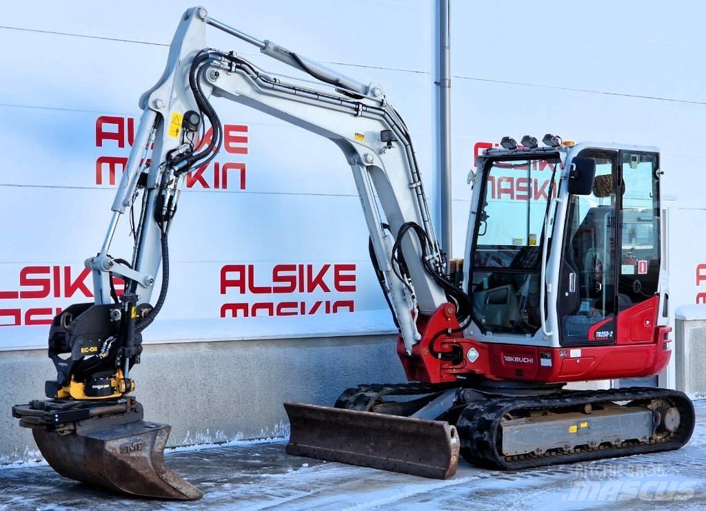 Takeuchi TB 250 소형 굴삭기 7톤 미만