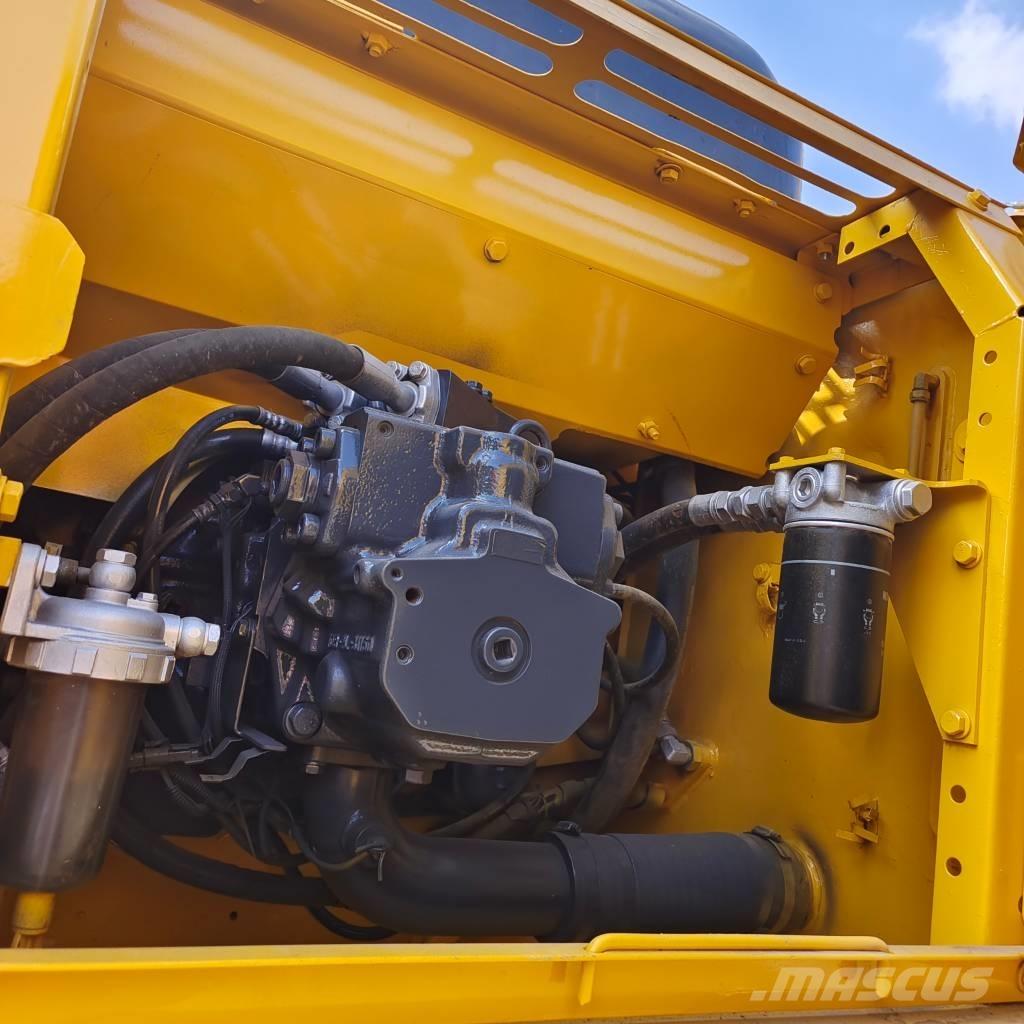 Komatsu PC 300-7 대형 굴삭기 29톤 이상