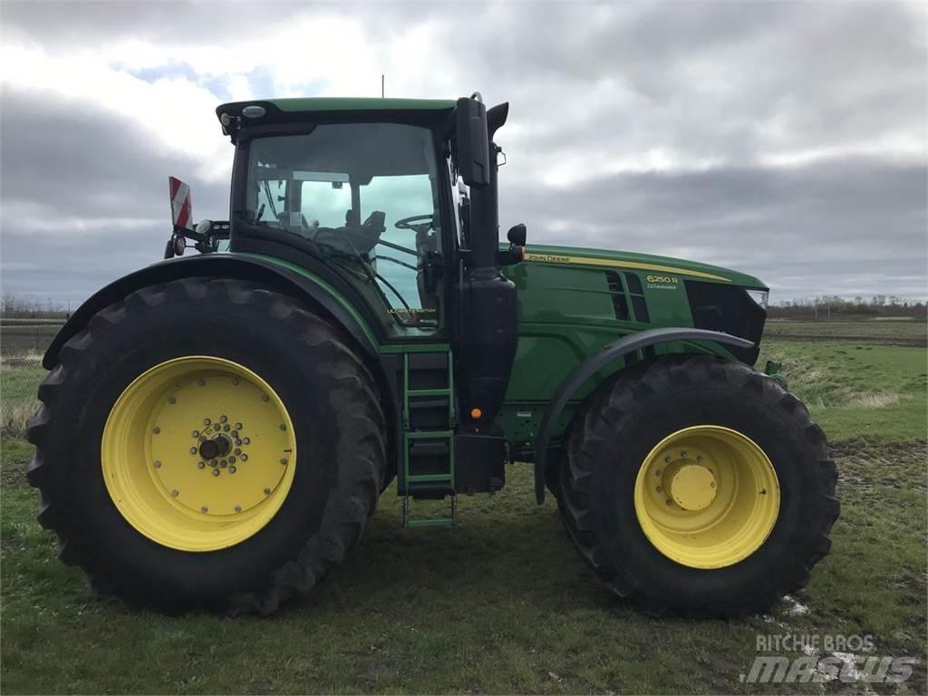 John Deere 6250R 트랙터