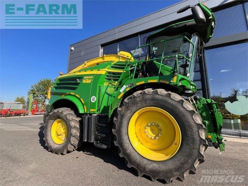 John Deere 8600 자동 초지기계