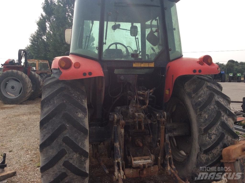 Massey Ferguson 5435 트랙터