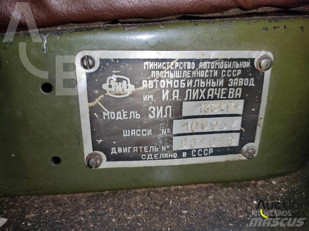 ZIL 133 A/T 크레인