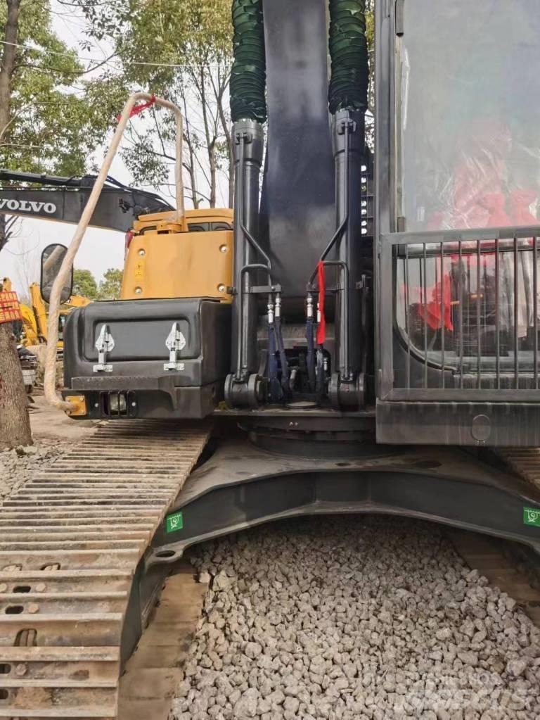 Volvo EC 140 대형 굴삭기 29톤 이상